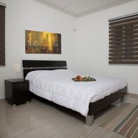 Вилла в большом городе, на спа-курорте, в пригороде, у моря на Кипре, Пафос, 280 кв.м.