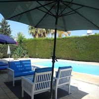 Вилла в большом городе, на спа-курорте, в пригороде, у моря на Кипре, Пафос, 140 кв.м.