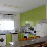 Вилла в большом городе, на спа-курорте, в пригороде, у моря на Кипре, Пафос, 140 кв.м.