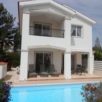 Вилла на спа-курорте, у моря на Кипре, Пафос, 130 кв.м.