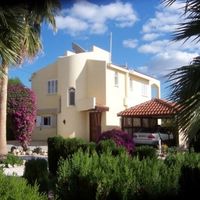 Villa in the big city, in the mountains, in the suburbs, at the seaside in Republic of Cyprus, Eparchia Pafou, 200 sq.m.
