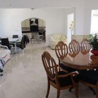 Элитная недвижимость в пригороде, у моря на Кипре, Пафос, 350 кв.м.