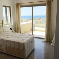 Элитная недвижимость в пригороде, у моря на Кипре, Пафос, 350 кв.м.