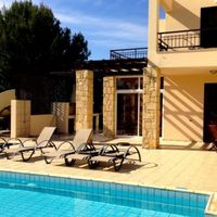 Villa in the big city, in the mountains, at the spa resort, in the suburbs, at the seaside in Republic of Cyprus, Eparchia Pafou, 160 sq.m.