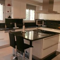 Villa in the big city, in the mountains, in the suburbs, at the seaside in Republic of Cyprus, Eparchia Pafou, 250 sq.m.