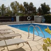 Villa in the big city, at the spa resort, in the suburbs, at the seaside in Republic of Cyprus, Eparchia Pafou, 120 sq.m.