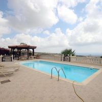 Villa in the mountains, in the suburbs, at the seaside in Republic of Cyprus, Eparchia Pafou, 275 sq.m.