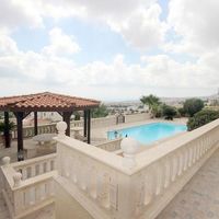 Villa in the mountains, in the suburbs, at the seaside in Republic of Cyprus, Eparchia Pafou, 275 sq.m.