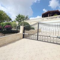 Villa in the mountains, in the suburbs, at the seaside in Republic of Cyprus, Eparchia Pafou, 275 sq.m.