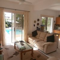 Villa in the suburbs, at the seaside in Republic of Cyprus, Eparchia Pafou, 105 sq.m.