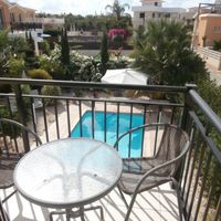 Villa in the suburbs, at the seaside in Republic of Cyprus, Eparchia Pafou, 105 sq.m.