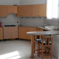 Пентхаус в большом городе, у моря на Кипре, Пафос, 120 кв.м.