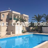 Penthouse in the mountains, in the suburbs in Republic of Cyprus, Eparchia Pafou, 90 sq.m.