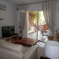 Апартаменты в большом городе, на спа-курорте, у моря на Кипре, Пафос, 90 кв.м.