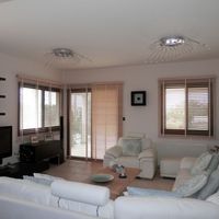 Вилла в пригороде, у моря на Кипре, Пафос, 180 кв.м.