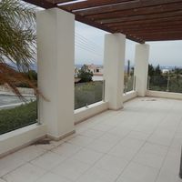 Вилла в пригороде, у моря на Кипре, Пафос, 180 кв.м.