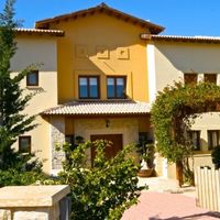 Villa in the mountains, at the spa resort, in the suburbs, at the seaside in Republic of Cyprus, Eparchia Pafou, 310 sq.m.