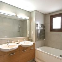 Villa in the mountains, at the spa resort, in the suburbs, at the seaside in Republic of Cyprus, Eparchia Pafou, 310 sq.m.