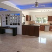 Вилла в пригороде, у моря на Кипре, Пафос, 290 кв.м.