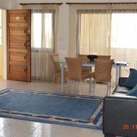 Apartment in the big city, at the spa resort, at the seaside in Republic of Cyprus, Eparchia Pafou, 189 sq.m.