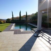 Вилла в большом городе, в горах, в пригороде, у моря на Кипре, Лимасол, 300 кв.м.