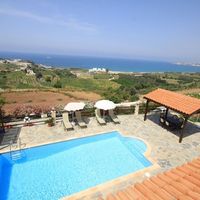 Elite real estate in the suburbs, at the seaside in Republic of Cyprus, Eparchia Pafou, 160 sq.m.