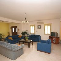 Elite real estate in the suburbs, at the seaside in Republic of Cyprus, Eparchia Pafou, 160 sq.m.