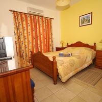 Elite real estate in the suburbs, at the seaside in Republic of Cyprus, Eparchia Pafou, 160 sq.m.