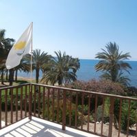 Villa in the big city, at the spa resort, in the suburbs, at the seaside in Republic of Cyprus, Eparchia Pafou, 200 sq.m.