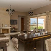 Elite real estate in the suburbs, at the seaside in Republic of Cyprus, Eparchia Pafou, 200 sq.m.