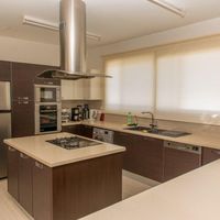 Elite real estate in the suburbs, at the seaside in Republic of Cyprus, Eparchia Pafou, 200 sq.m.