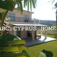 Дом в большом городе, у моря на Кипре, Лимасол, 165 кв.м.
