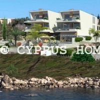 Elite real estate at the seaside in Republic of Cyprus, Eparchia Pafou, 420 sq.m.