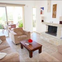 Villa in the suburbs, at the seaside in Republic of Cyprus, Polis, 130 sq.m.