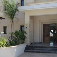 Вилла в большом городе, в горах, у моря на Кипре, Лимасол, 587 кв.м.