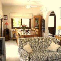 Villa in the mountains, in the suburbs in Republic of Cyprus, Eparchia Pafou, 140 sq.m.