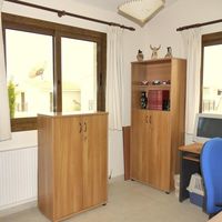 Villa in the mountains, in the suburbs in Republic of Cyprus, Eparchia Pafou, 140 sq.m.