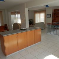 Пентхаус в большом городе, у моря на Кипре, Пафос, 165 кв.м.