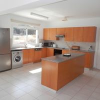 Пентхаус в большом городе, у моря на Кипре, Пафос, 165 кв.м.