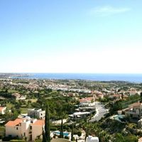 Villa in the mountains, in the suburbs, at the seaside in Republic of Cyprus, Eparchia Pafou, 185 sq.m.
