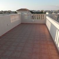 Bungalow in the big city, at the spa resort, at the seaside in Republic of Cyprus, Eparchia Pafou, 90 sq.m.