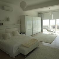 Элитная недвижимость в пригороде, у моря на Кипре, Пафос, 500 кв.м.