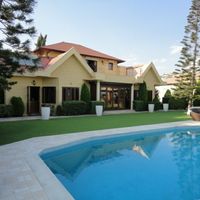 Villa in the big city in Republic of Cyprus, Lemesou, 320 sq.m.