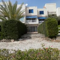 Apartment at the spa resort, in the suburbs, at the seaside in Republic of Cyprus, Eparchia Pafou, 110 sq.m.