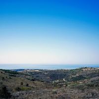 Вилла в горах, в пригороде на Кипре, Пафос, 300 кв.м.