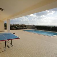 Элитная недвижимость в пригороде, у моря на Кипре, Пафос, 250 кв.м.