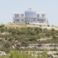 Elite real estate in the mountains, in the suburbs in Republic of Cyprus, Eparchia Pafou, 510 sq.m.