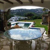 Villa in Spain, Catalunya, Girona, 500 sq.m.