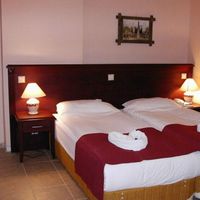 Отель (гостиница) в Испании, Каталония, Жирона, 7500 кв.м.