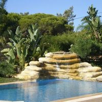 Вилла в пригороде в Португалии